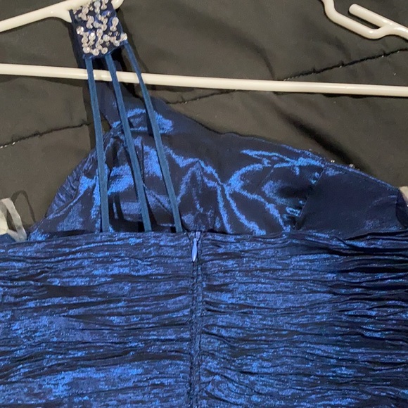 Party dress, one shoulder bodycon - Picture 3 of 5